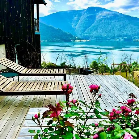 Amazing Fjordview Over ホテル